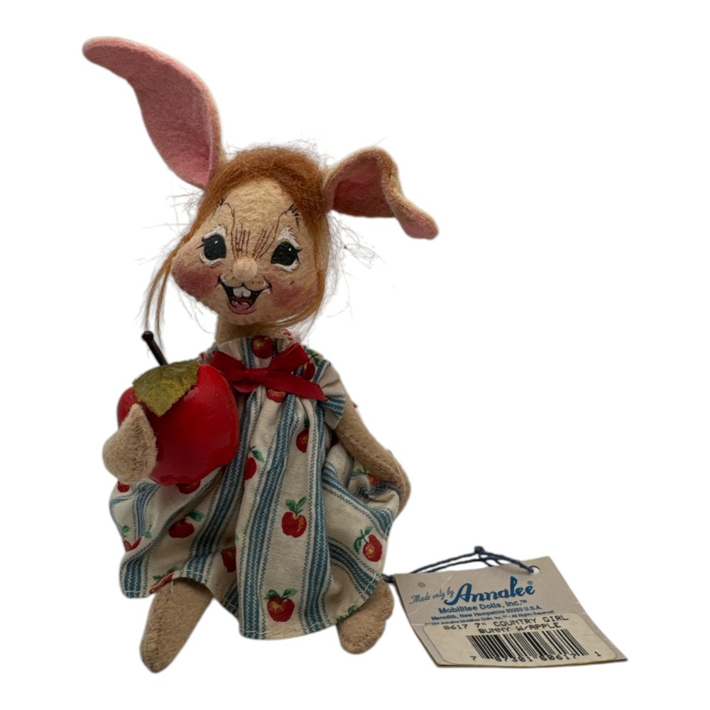 8" Vintage 1995 Annalee Rabbit Bunny Apple Country Doll - Made in USA